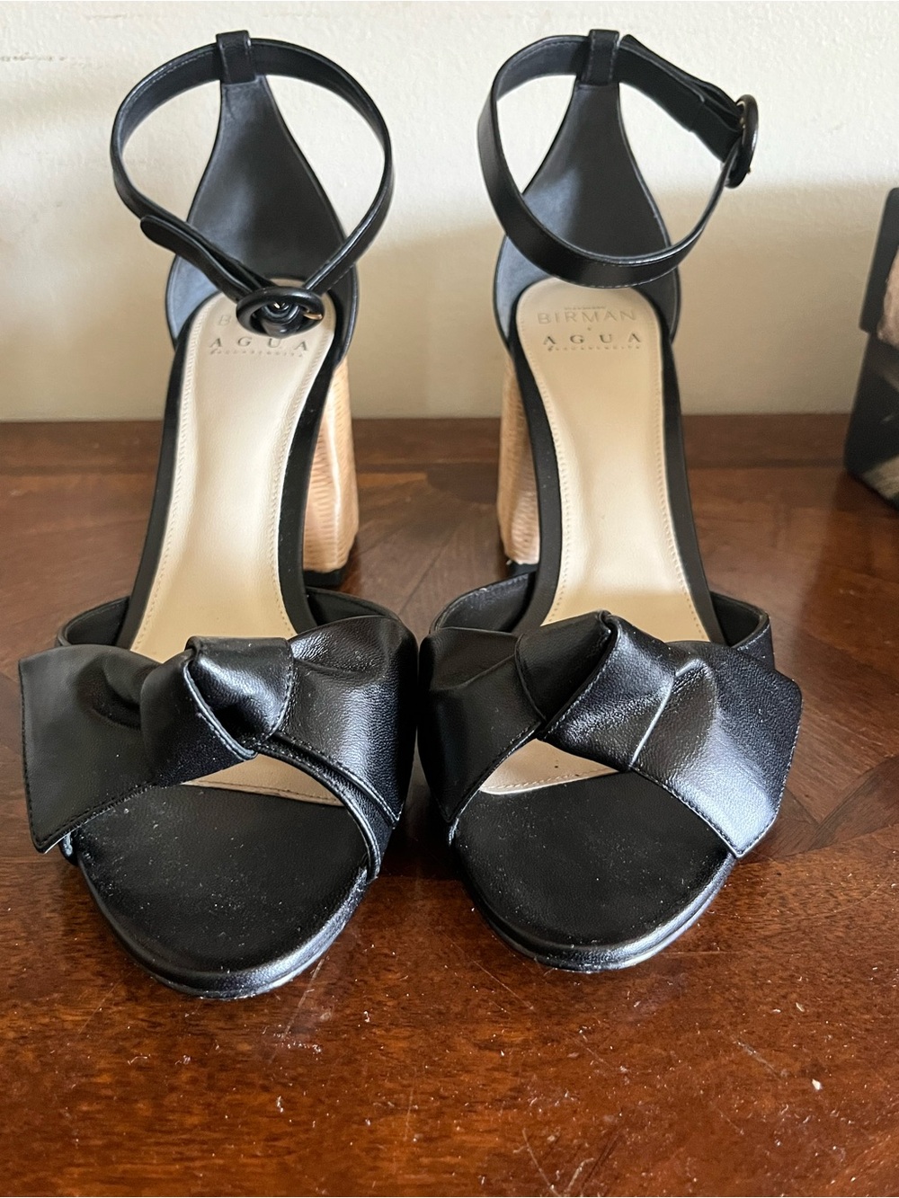Maxi Clarita flare raffia 75 heel Alexandre Birman x Aguabendita